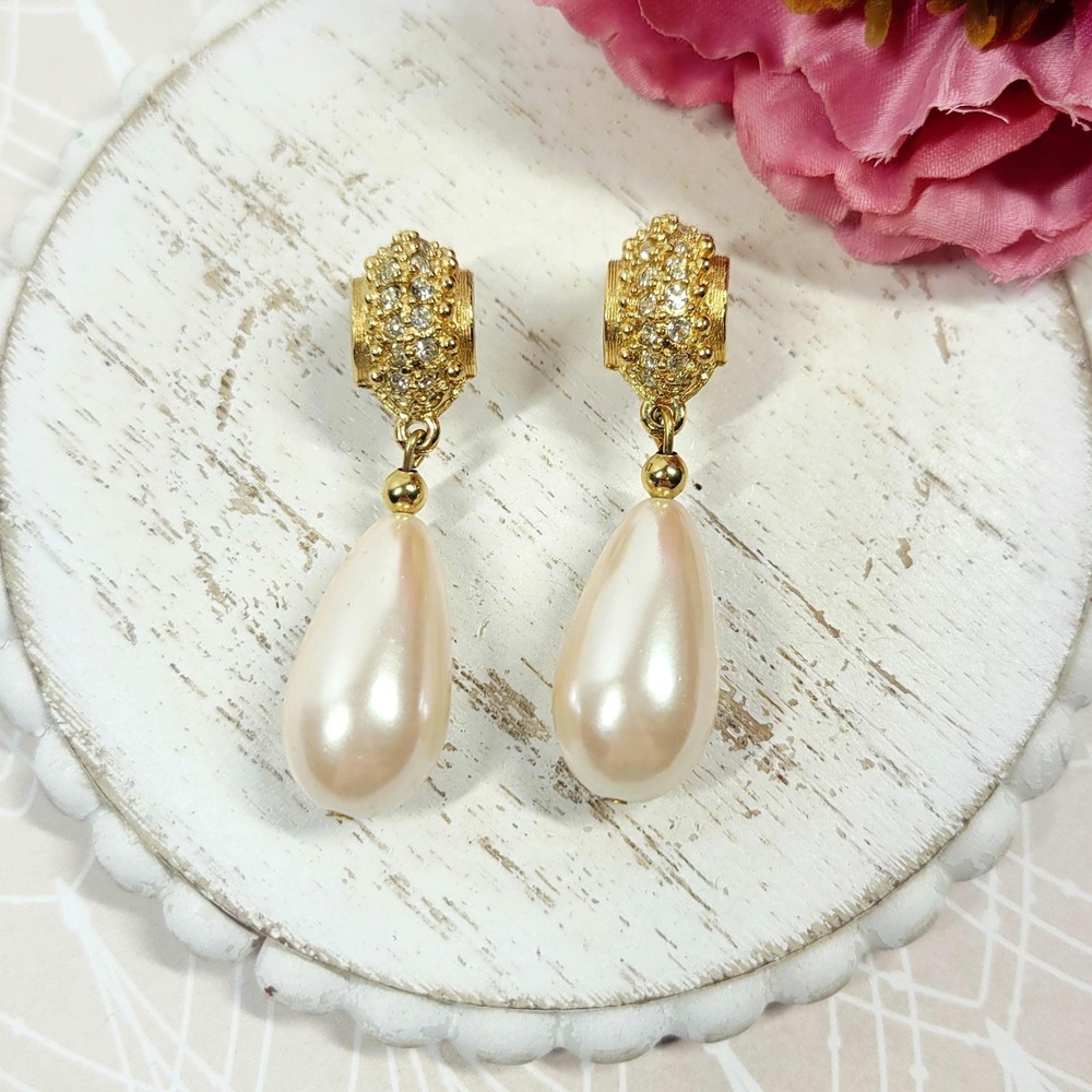 Vintage Richelieu Faux Pearl Teardrop Earrings Gold Tone Rhinestone Clip On